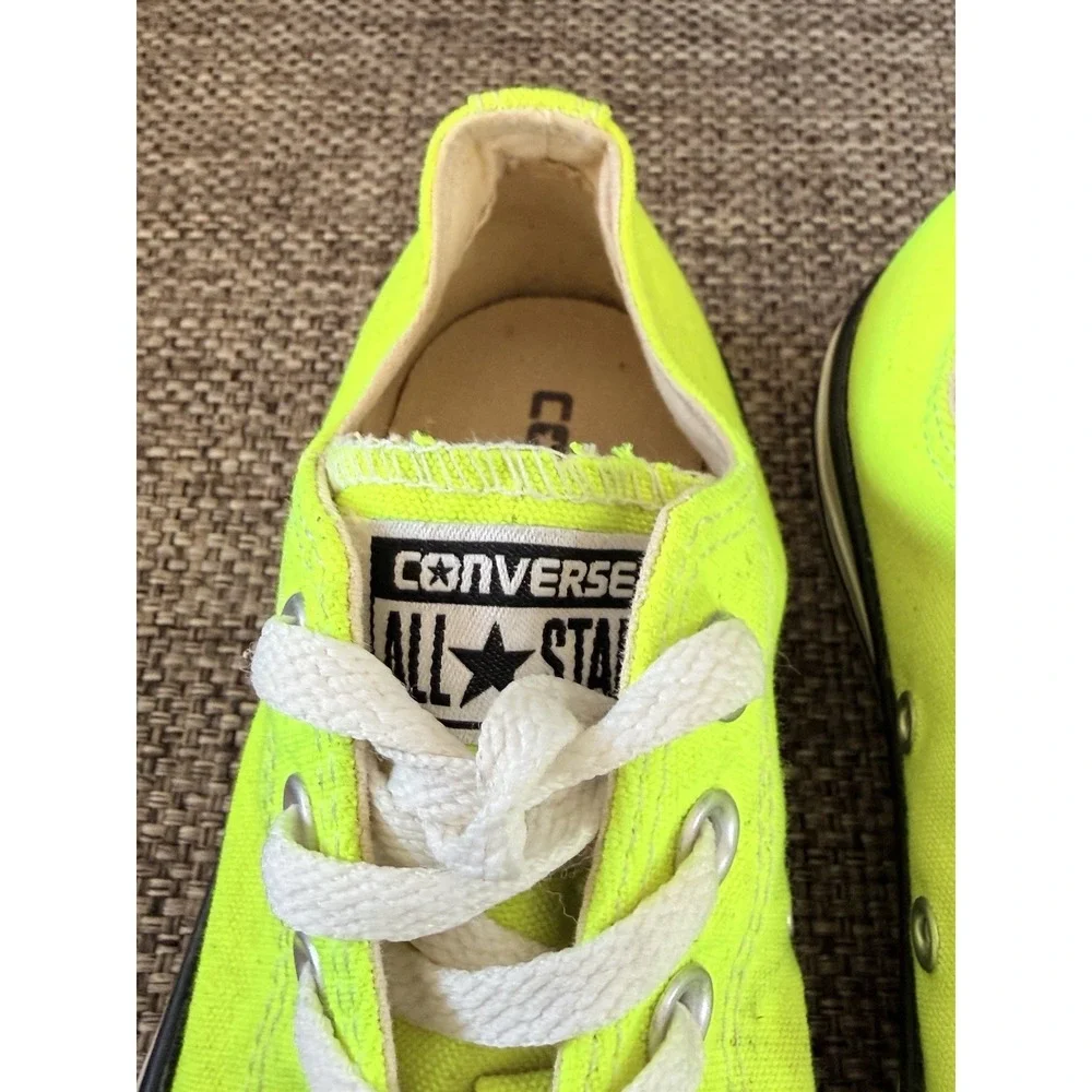 Unisex Men's 5 Women's 7 Converse Chuck Taylor All Star Neon Yellow Shoes LowTop - Picture 2 of 7